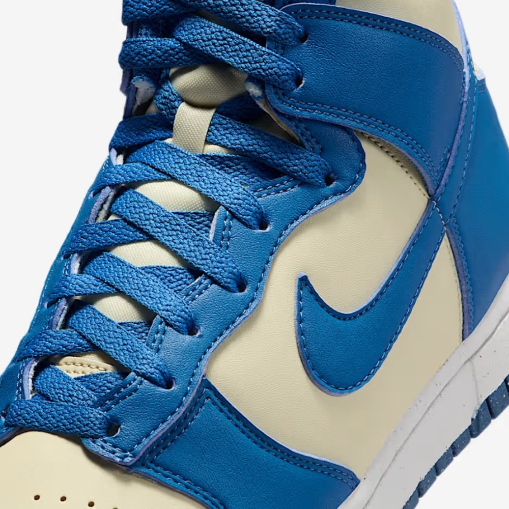 Nike Dunk High - Picture 7 of 9